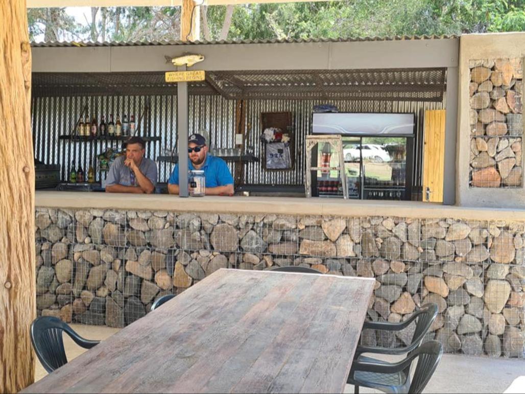 Kwelanga River Lodge Vioolsdrift Exterior photo